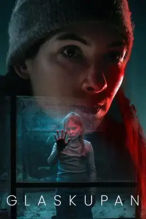 Dưới mái vòm thủy tinh Dưới mái vòm thủy tinh